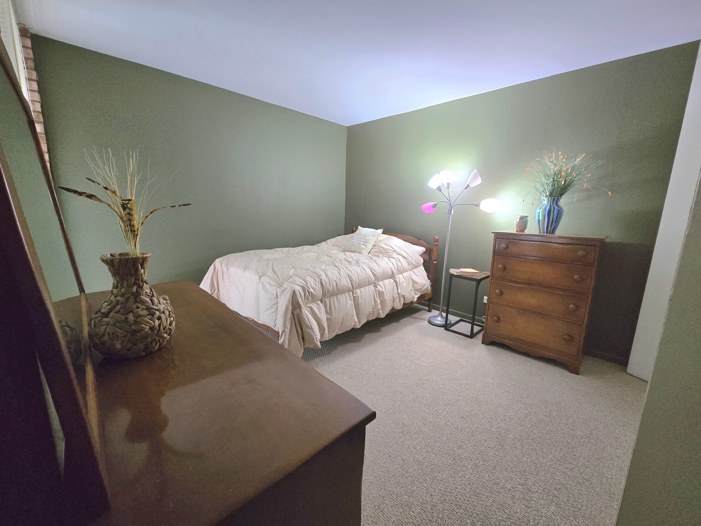 5600 Hillcrest Lane 2j Property Photo 15