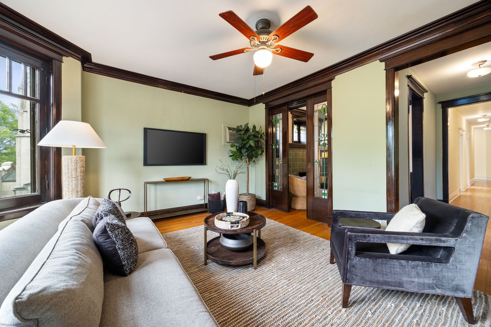 711 Washington Boulevard 2e Property Photo 4