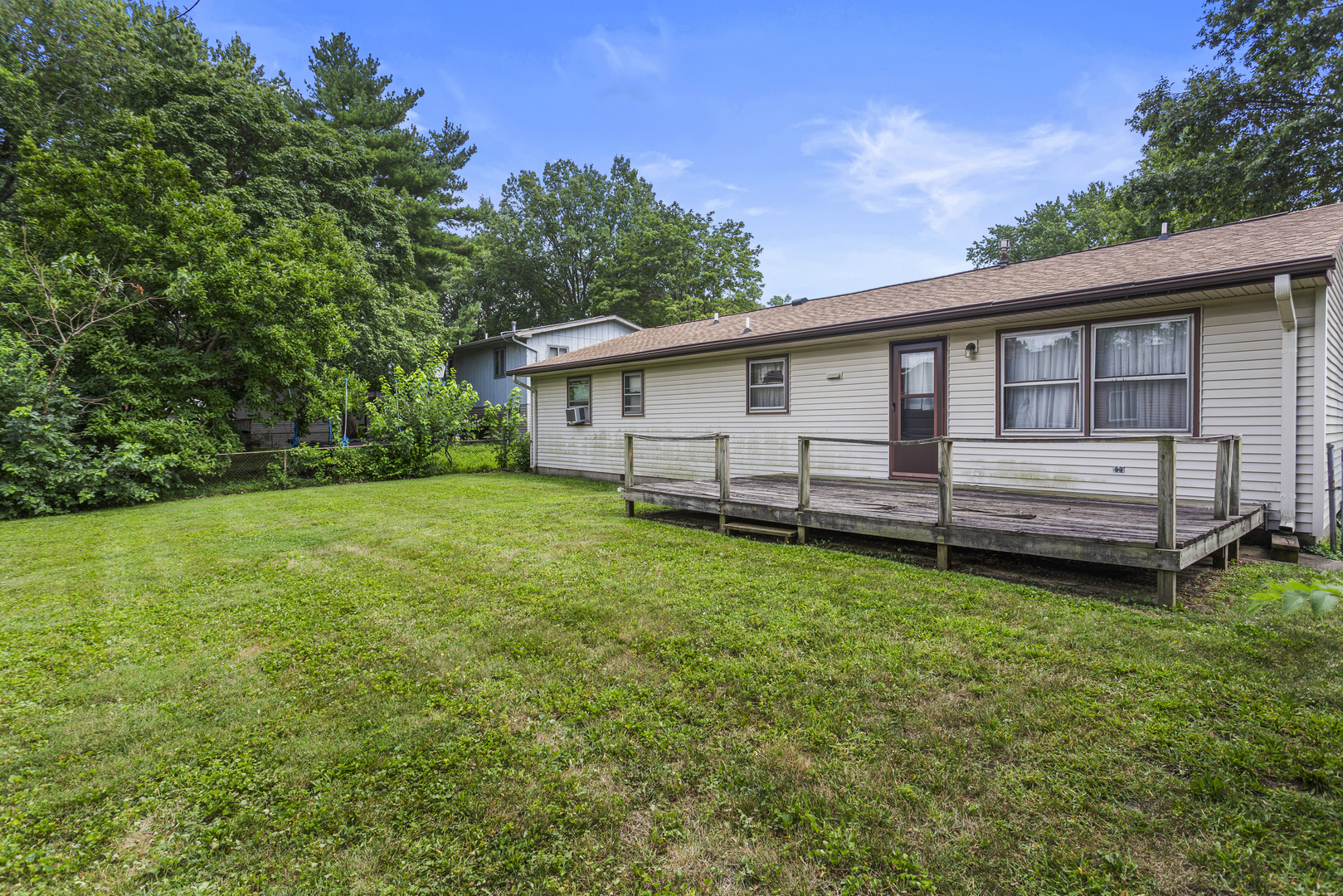 2306 Belmore Drive Property Photo 6