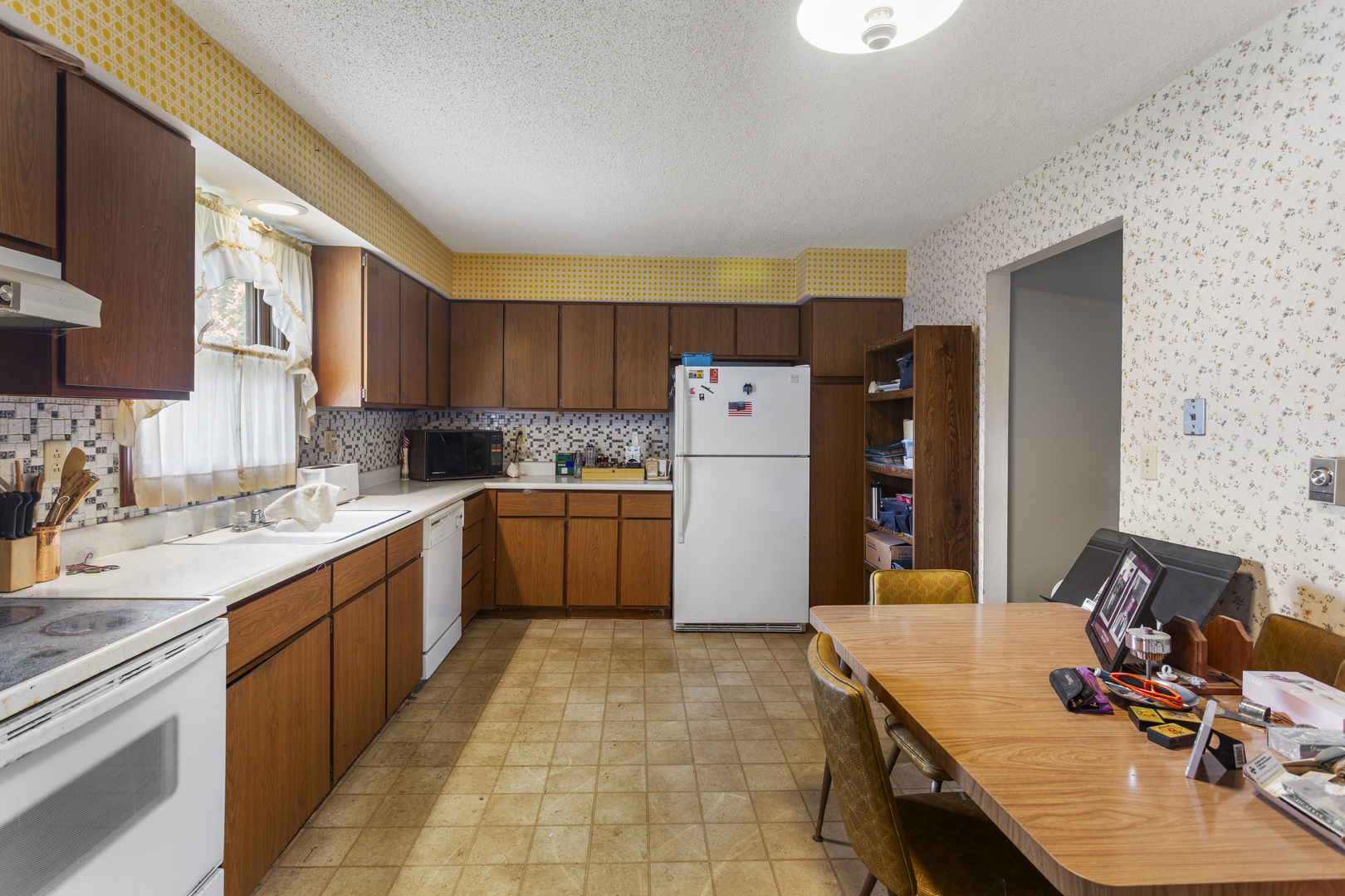 2306 Belmore Drive Property Photo 12