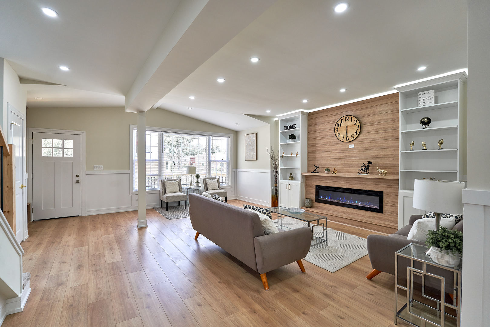 1039 W 97th Street Property Photo 5