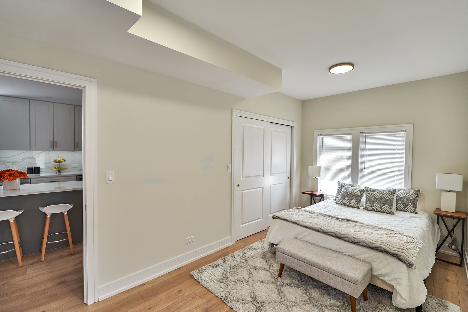 1039 W 97th Street Property Photo 10