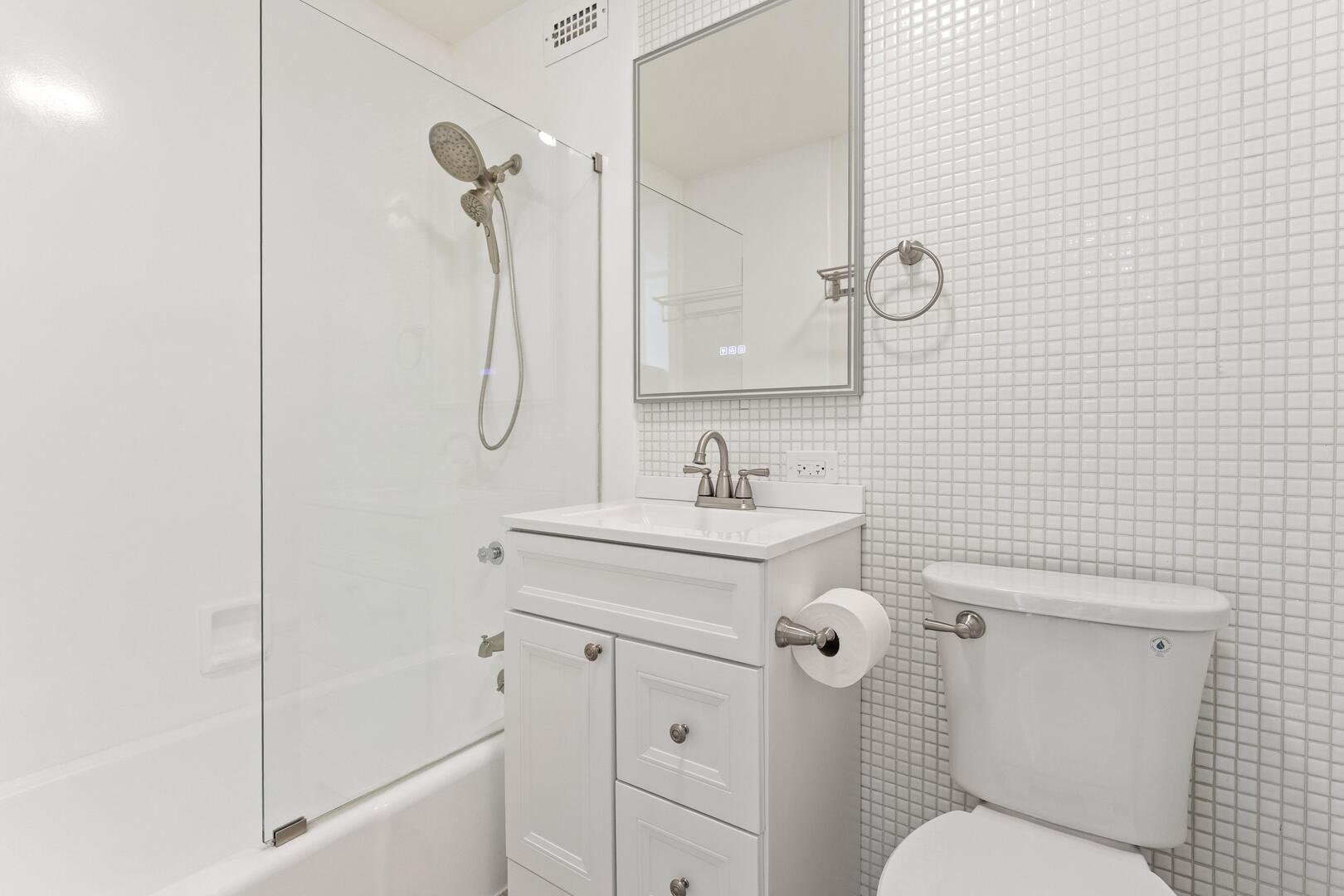 1700 E 56th Street 3910 Property Photo 12