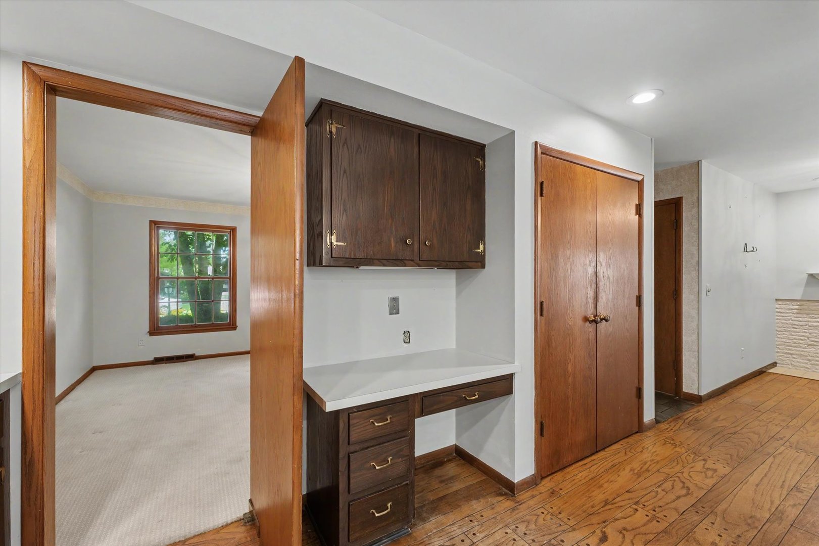 3217 Lakeshore Property Photo 12