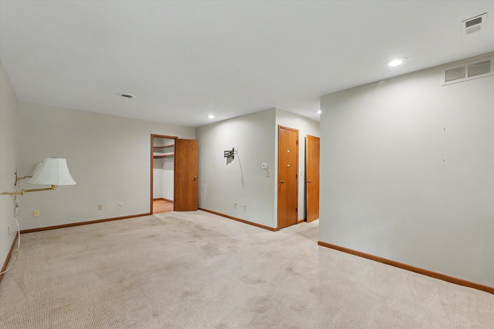 3217 Lakeshore Property Photo 21