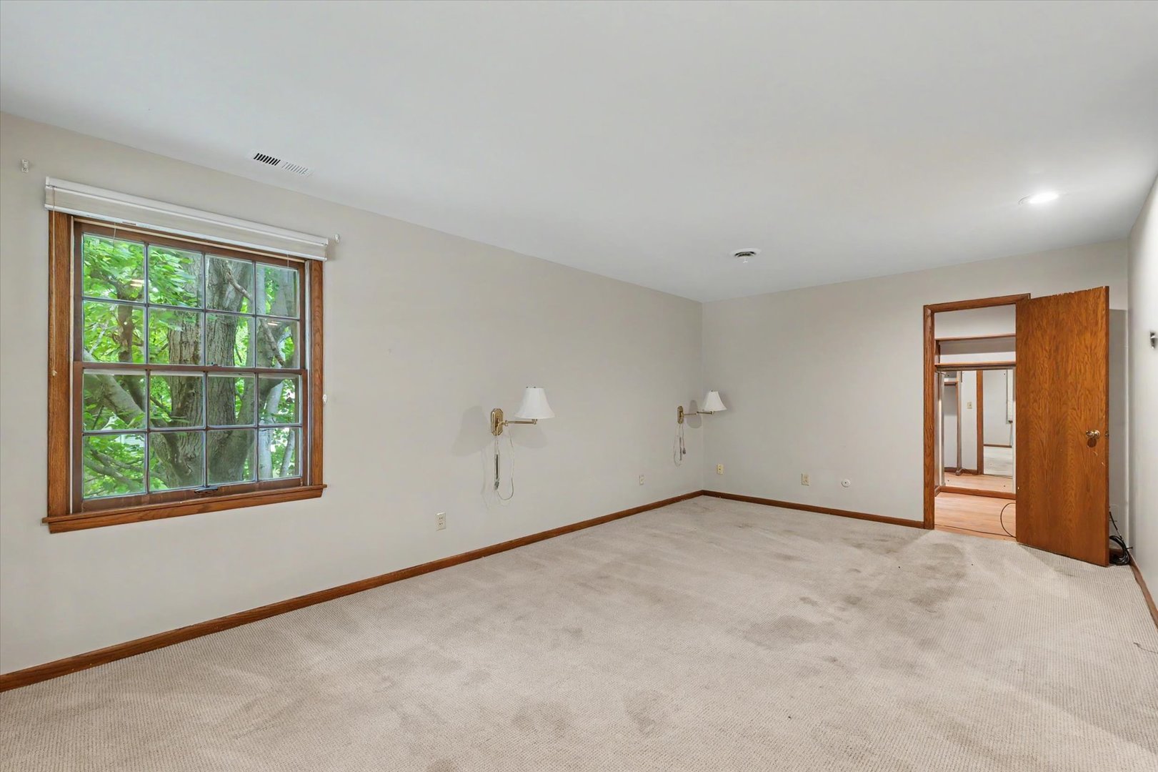 3217 Lakeshore Property Photo 23