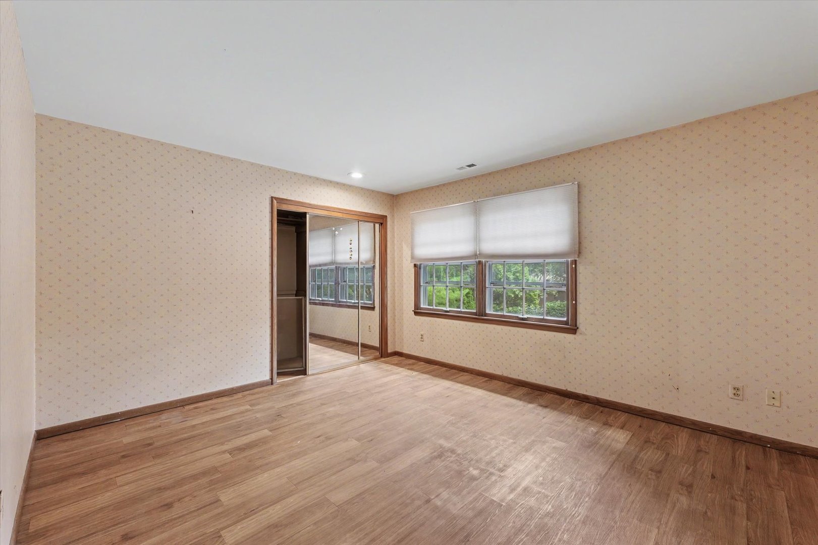 3217 Lakeshore Property Photo 30