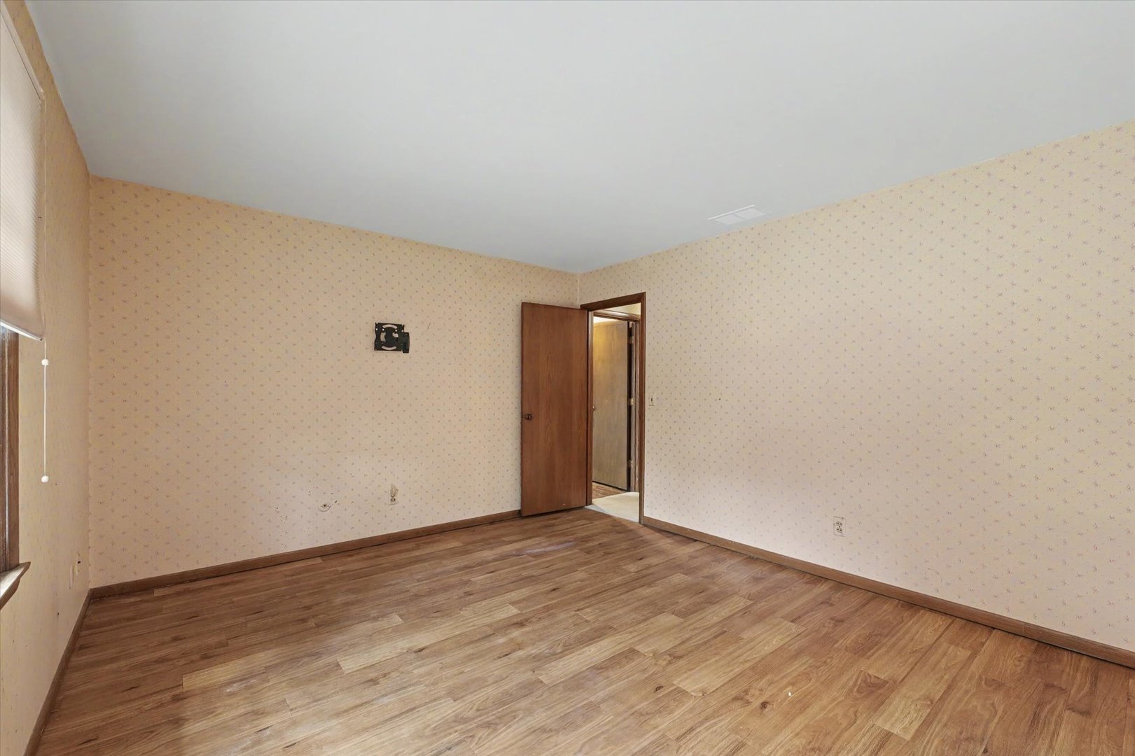 3217 Lakeshore Property Photo 31