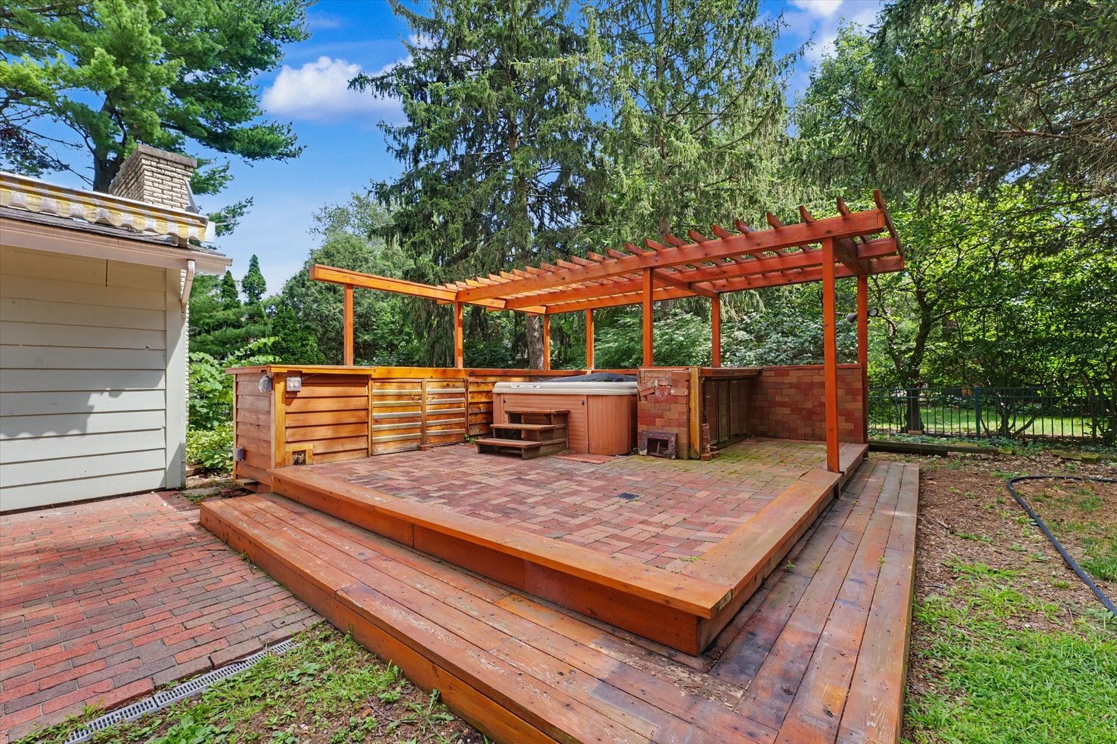 3217 Lakeshore Property Photo 40