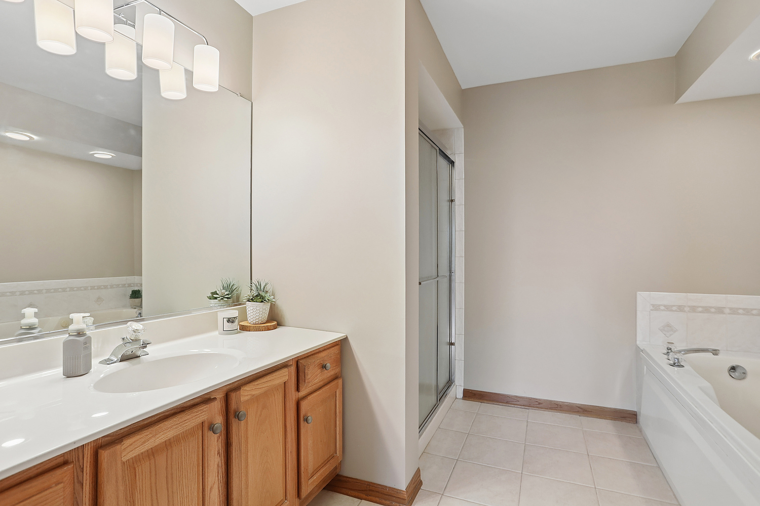 14011 Norwich Lane 303 Property Photo 15