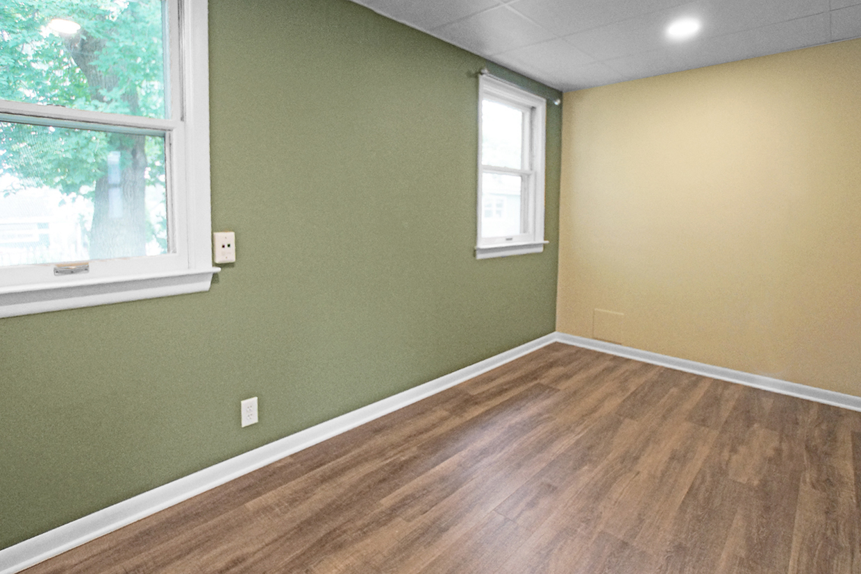 4919 Parkview Drive Property Photo 12