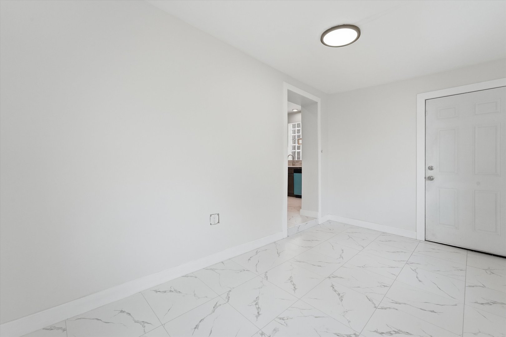 8942 S Aberdeen Street Property Photo 36