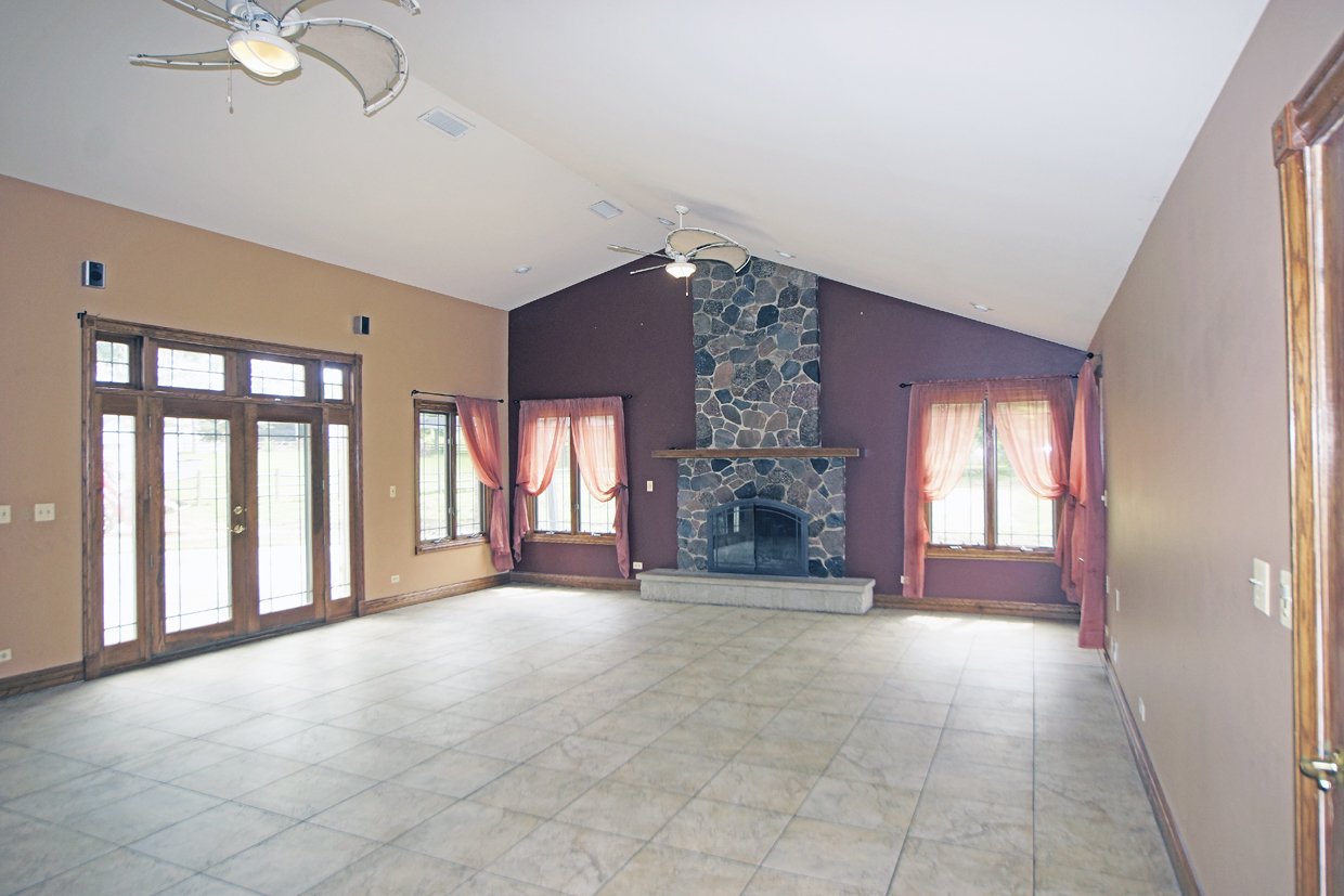 15909 Nelson Road Property Photo 8