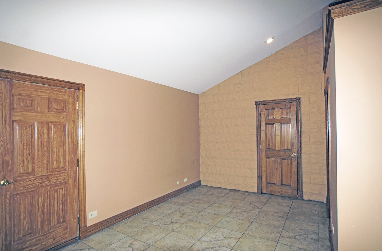 15909 Nelson Road Property Photo 12