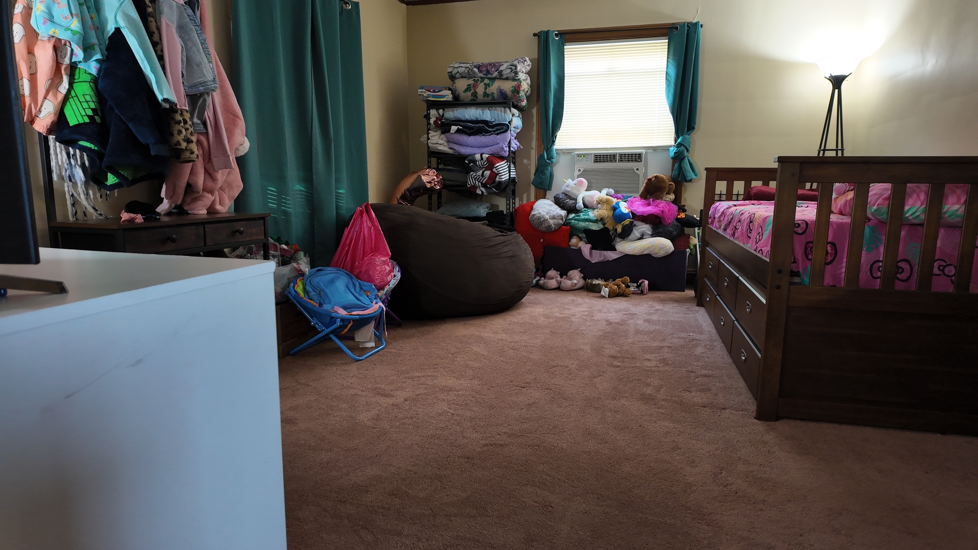 9737 S Emerald Avenue Property Photo 5
