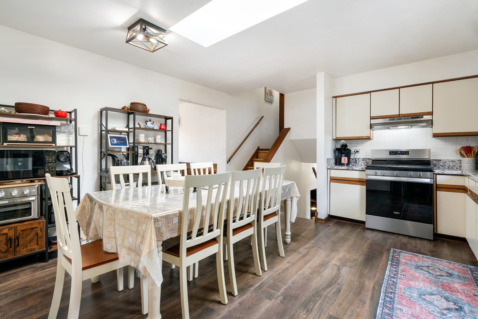 11033 Parkside Avenue Property Photo 11