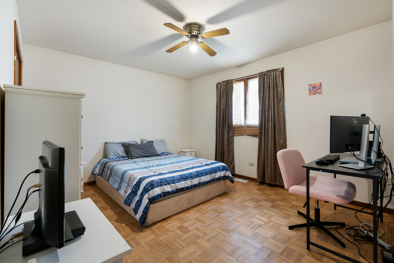 11033 Parkside Avenue Property Photo 14