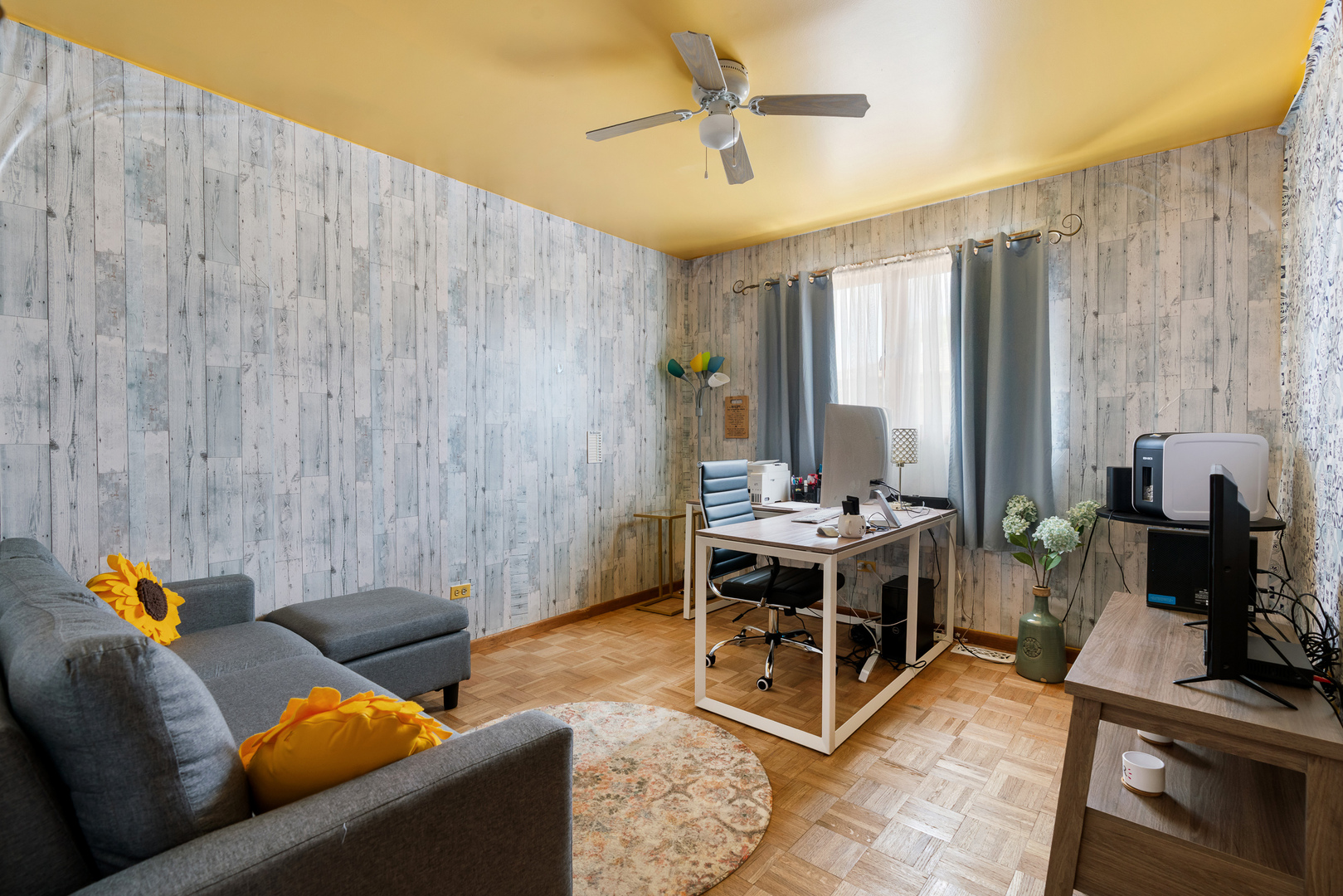 11033 Parkside Avenue Property Photo 15
