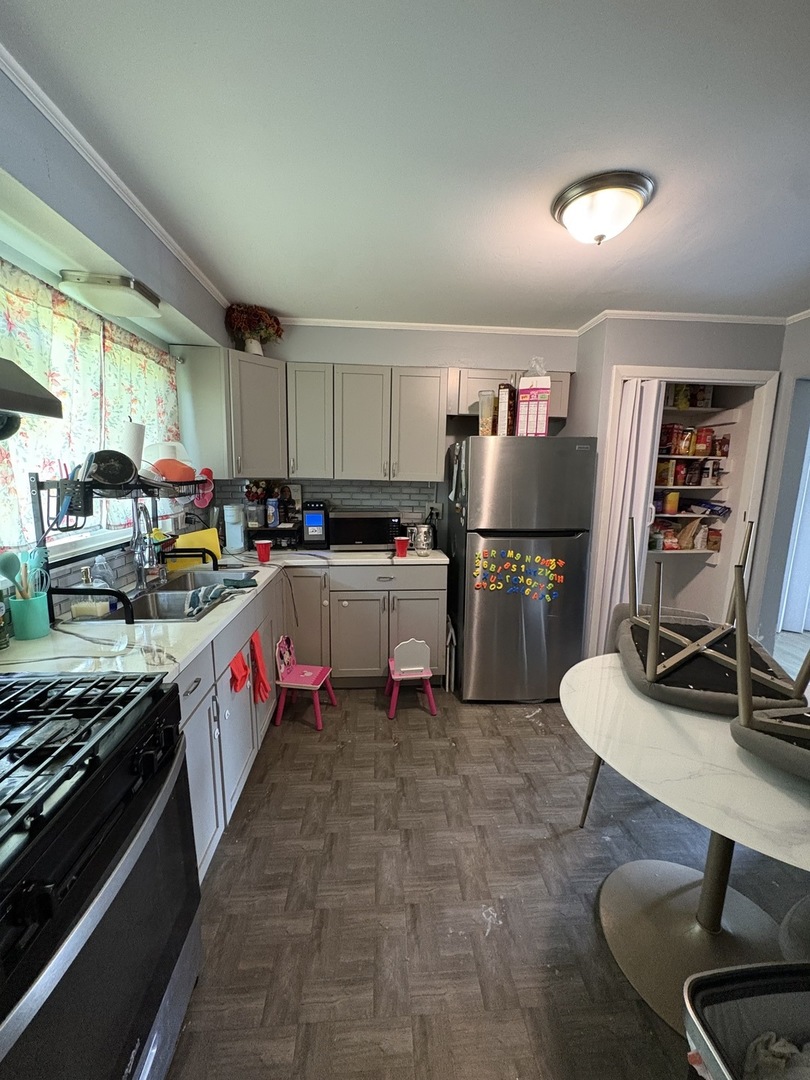 158 Algonquin Street Property Photo 4
