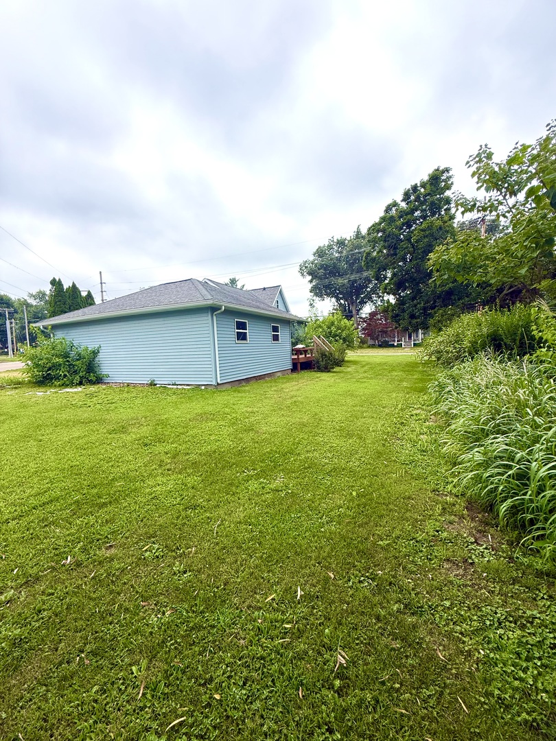 447 N Euclid Avenue Property Photo 5