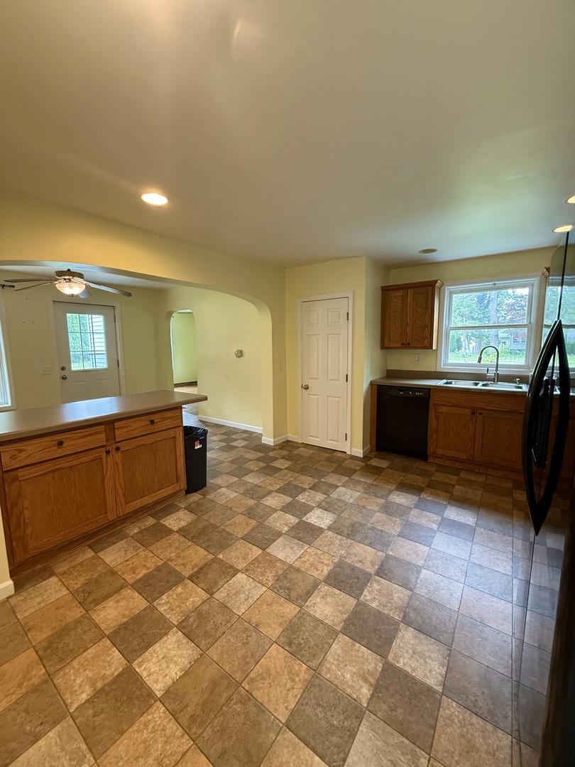 447 N Euclid Avenue Property Photo 9