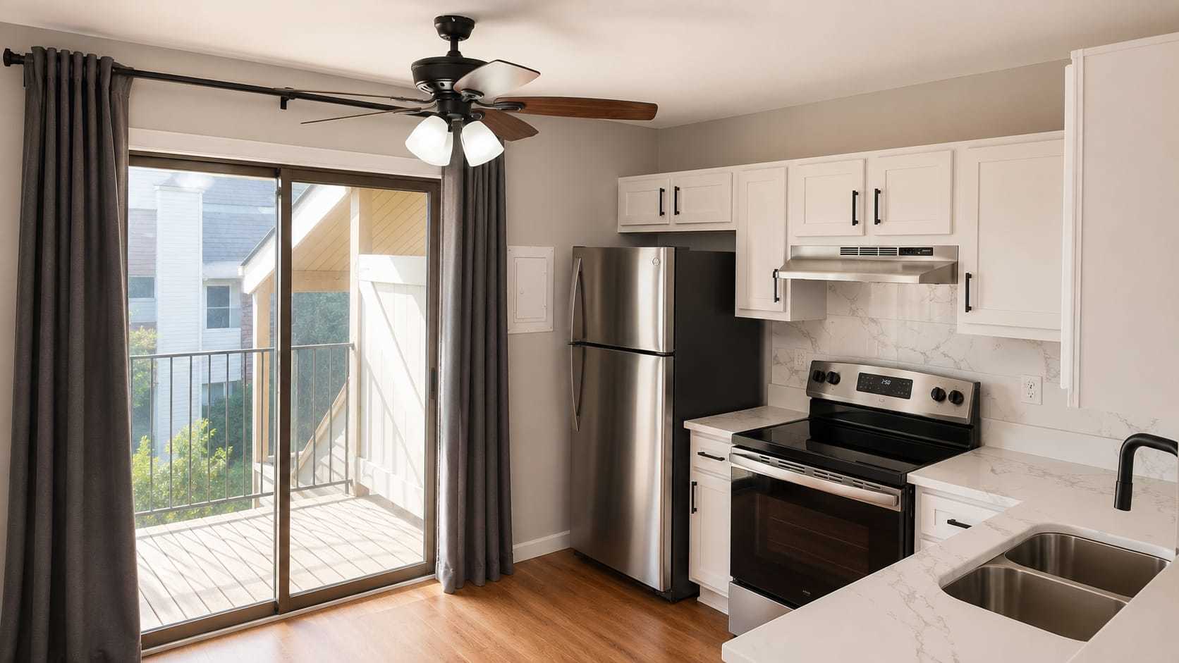 182 S Waters Edge Drive 301 Property Photo 6