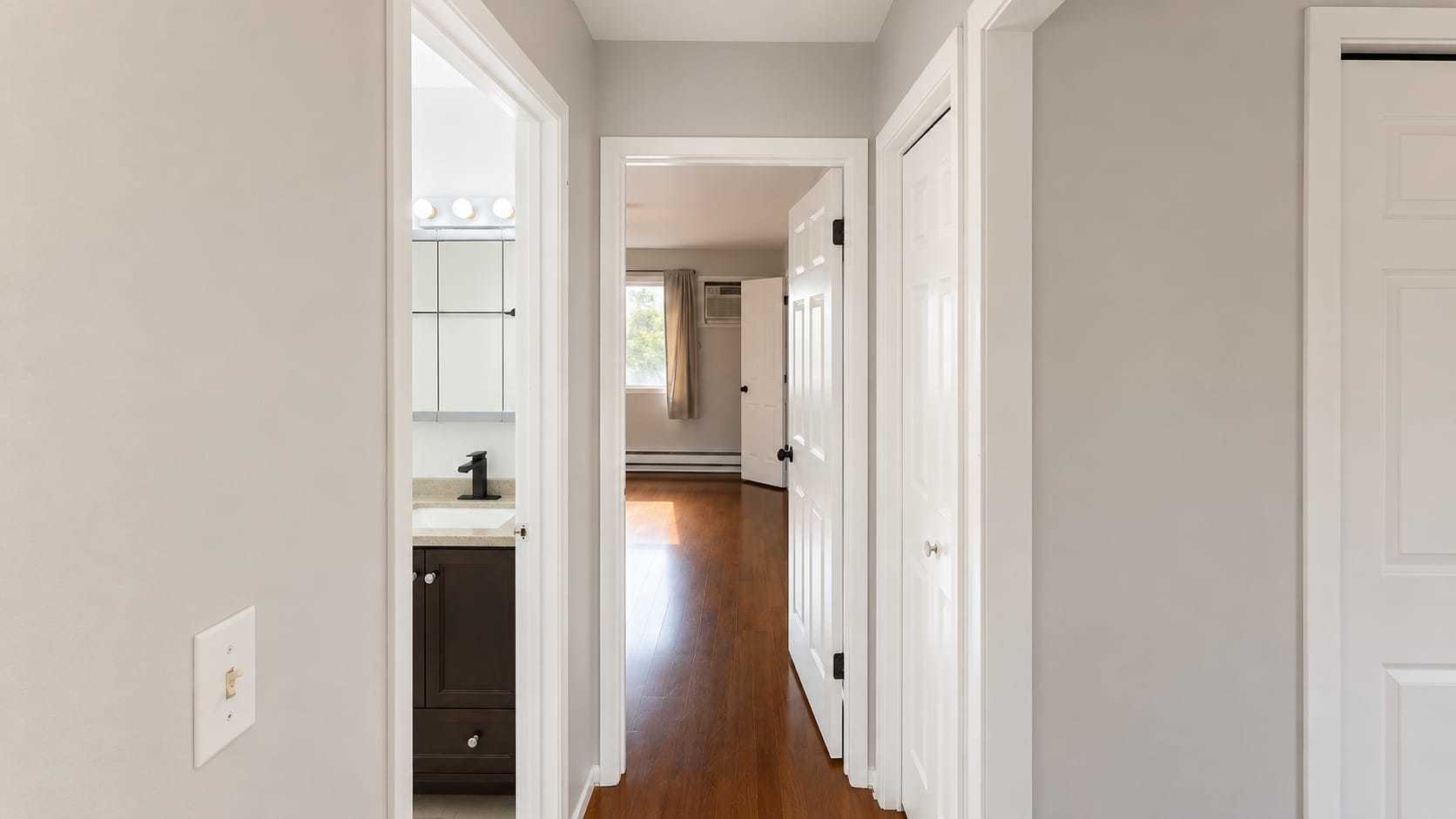 182 S Waters Edge Drive 301 Property Photo 10