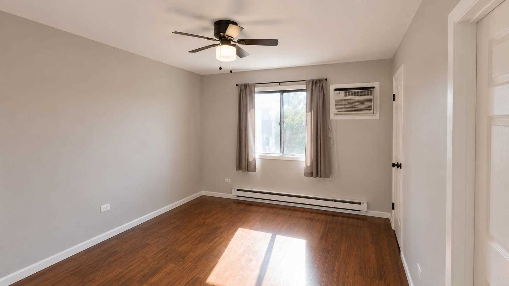 182 S Waters Edge Drive 301 Property Photo 12