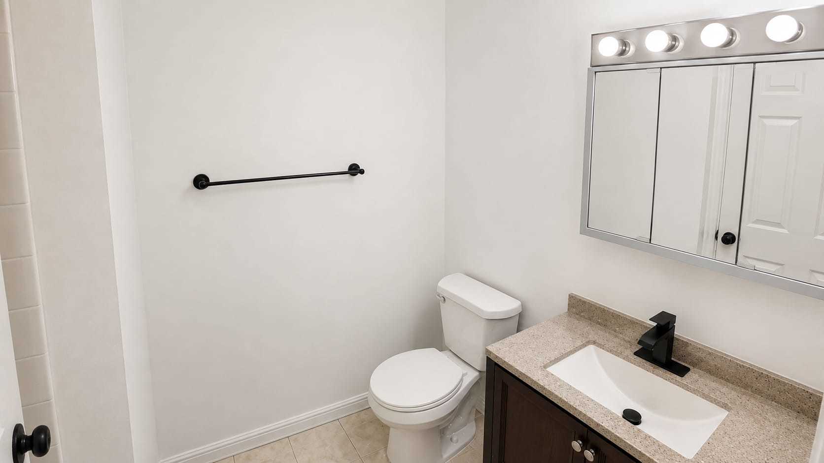 182 S Waters Edge Drive 301 Property Photo 14