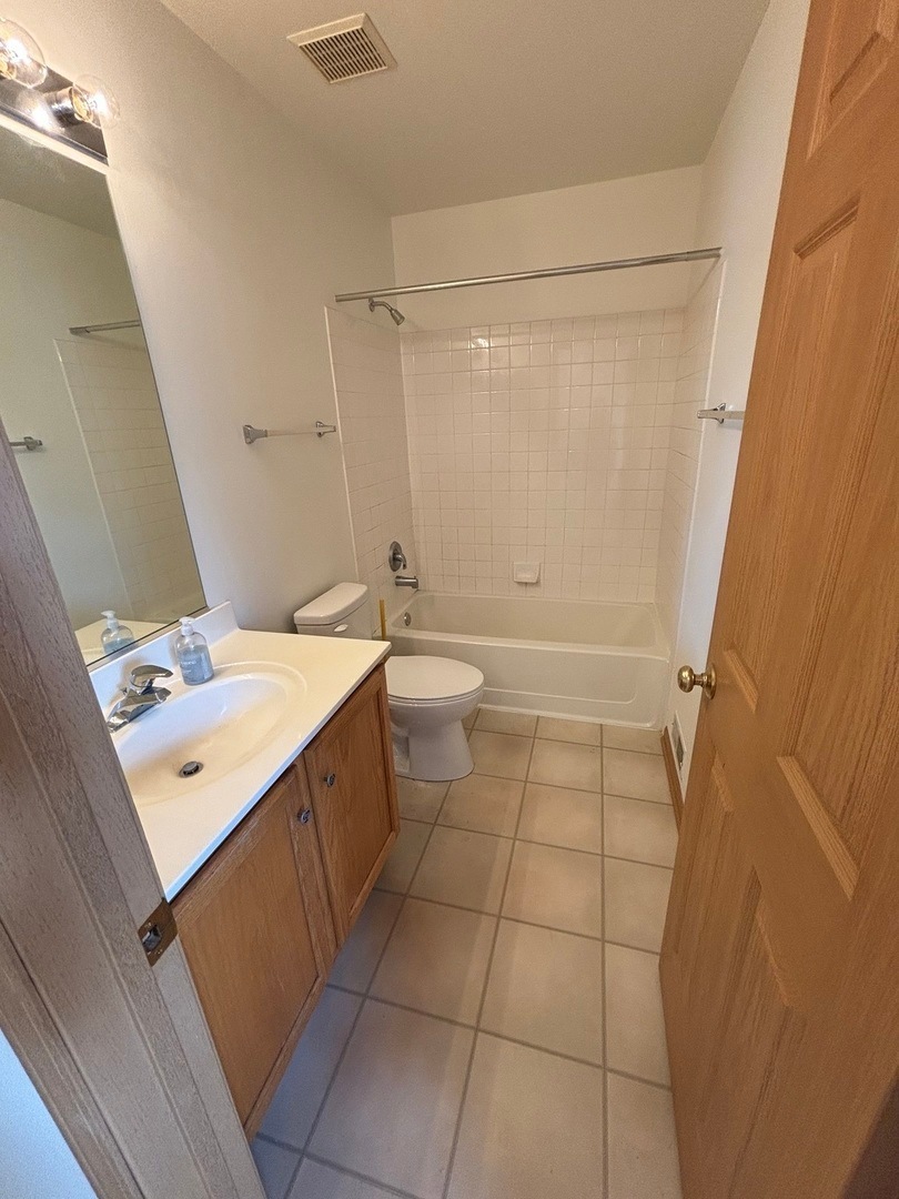 2422 Golf Ridge Circle Property Photo 7