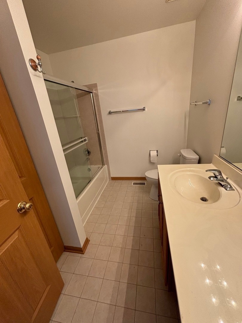 2422 Golf Ridge Circle Property Photo 10