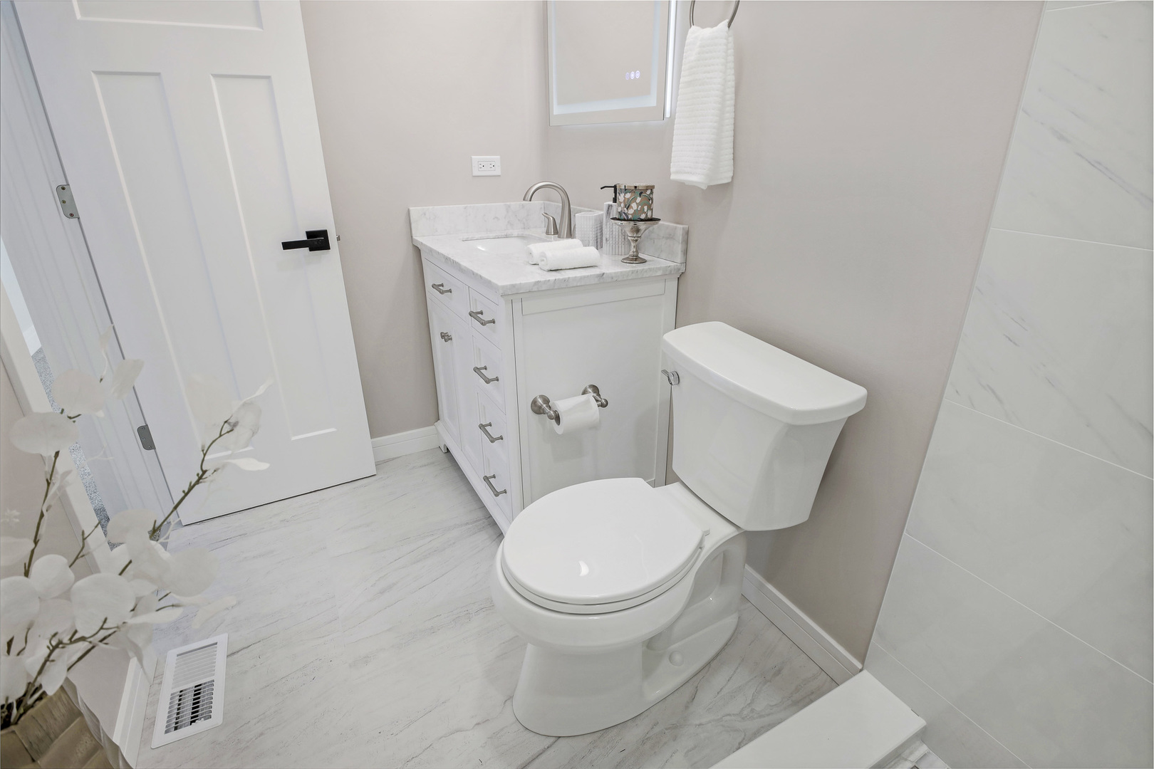 1447 Comanche Drive Property Photo 14