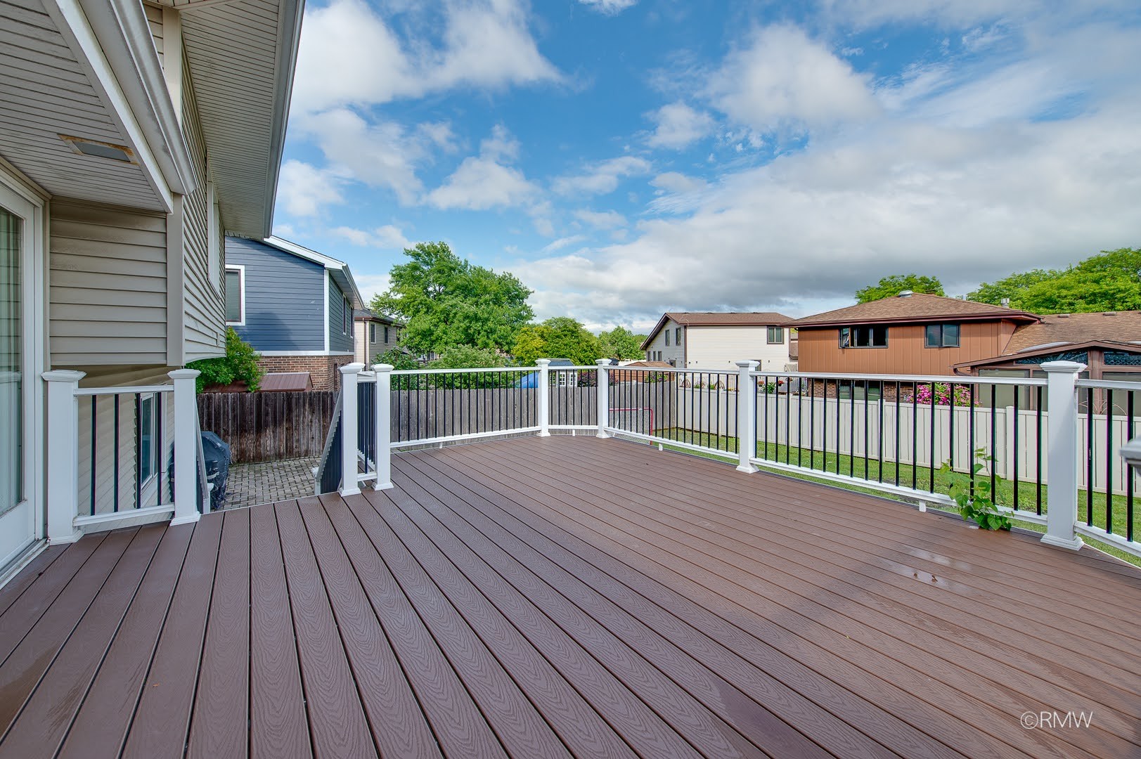 1233 N Hickory Trail Property Photo 33