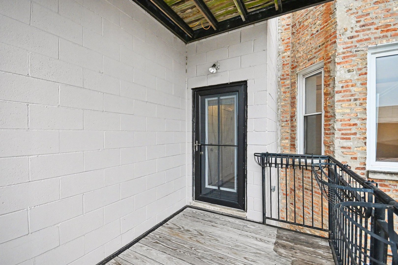 5210 N Winthrop Avenue 2 Property Photo 17