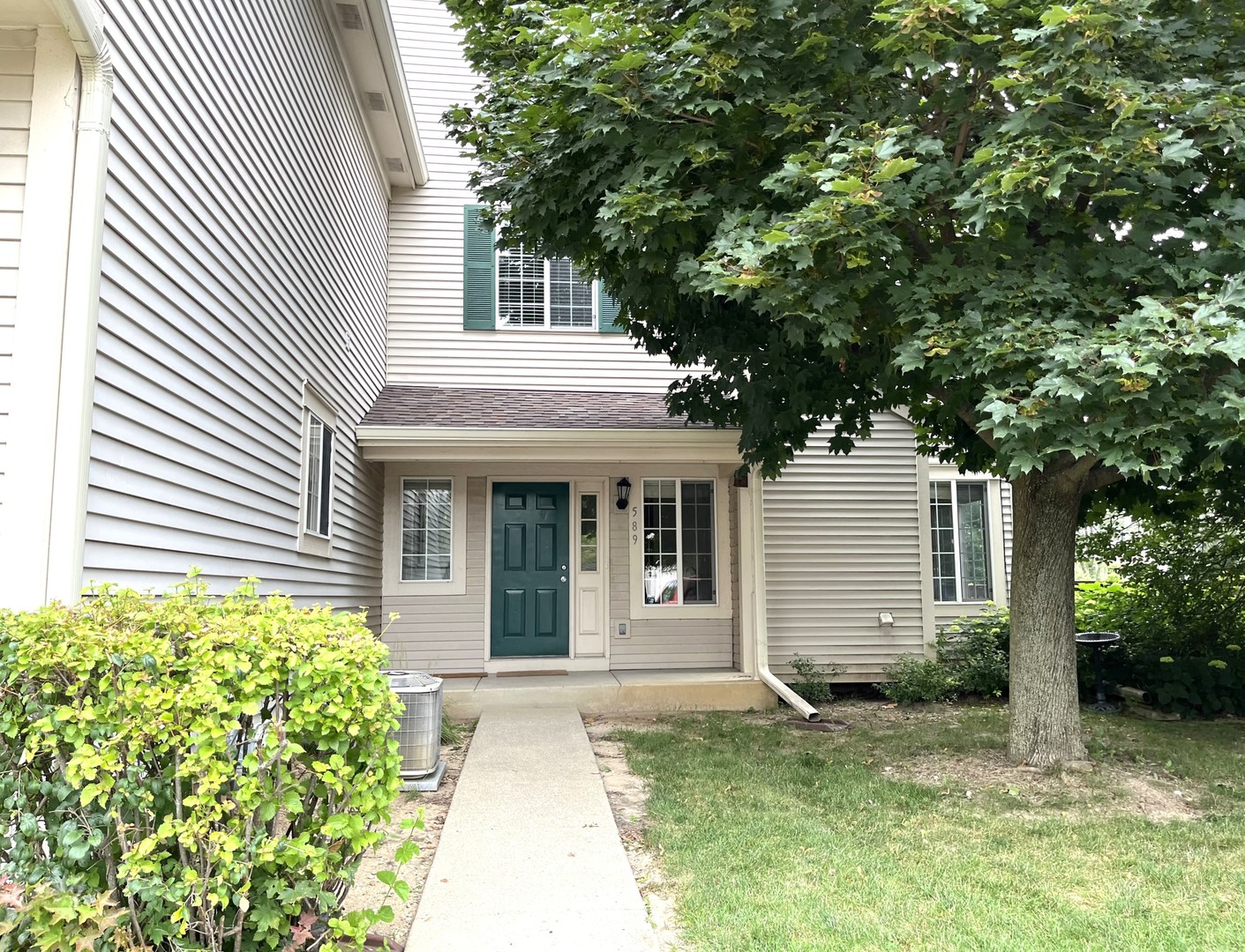 589 Fox Ridge Drive Property Photo 1