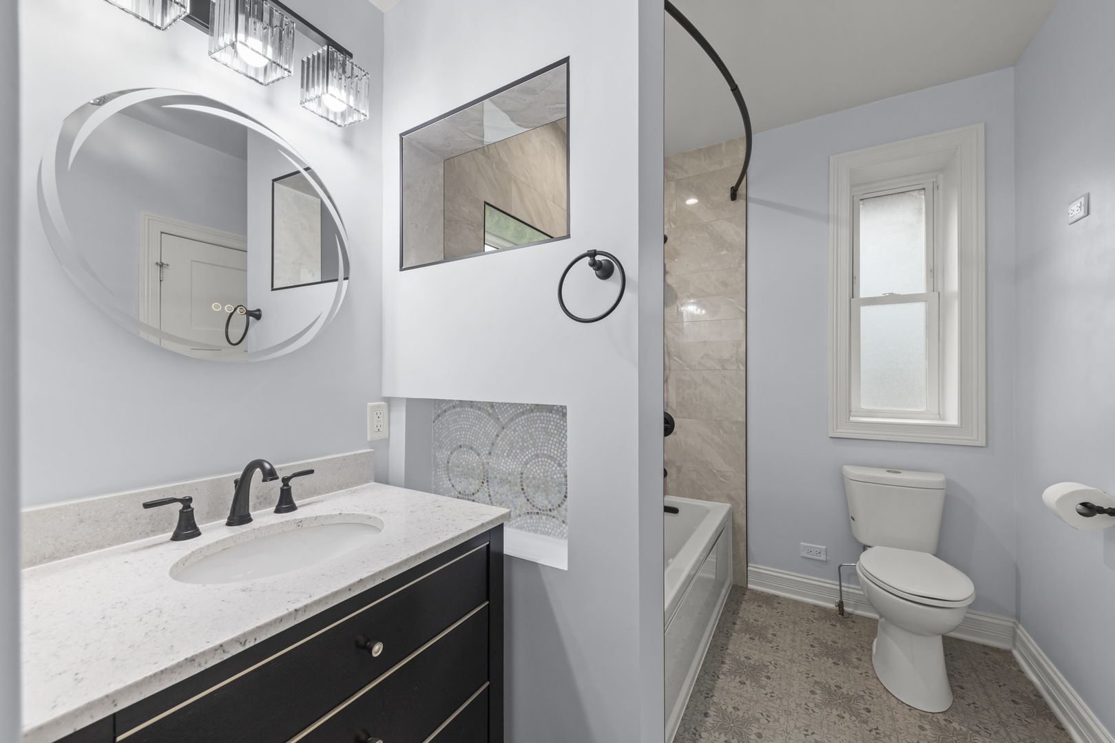 9215 S Damen Avenue Property Photo 17