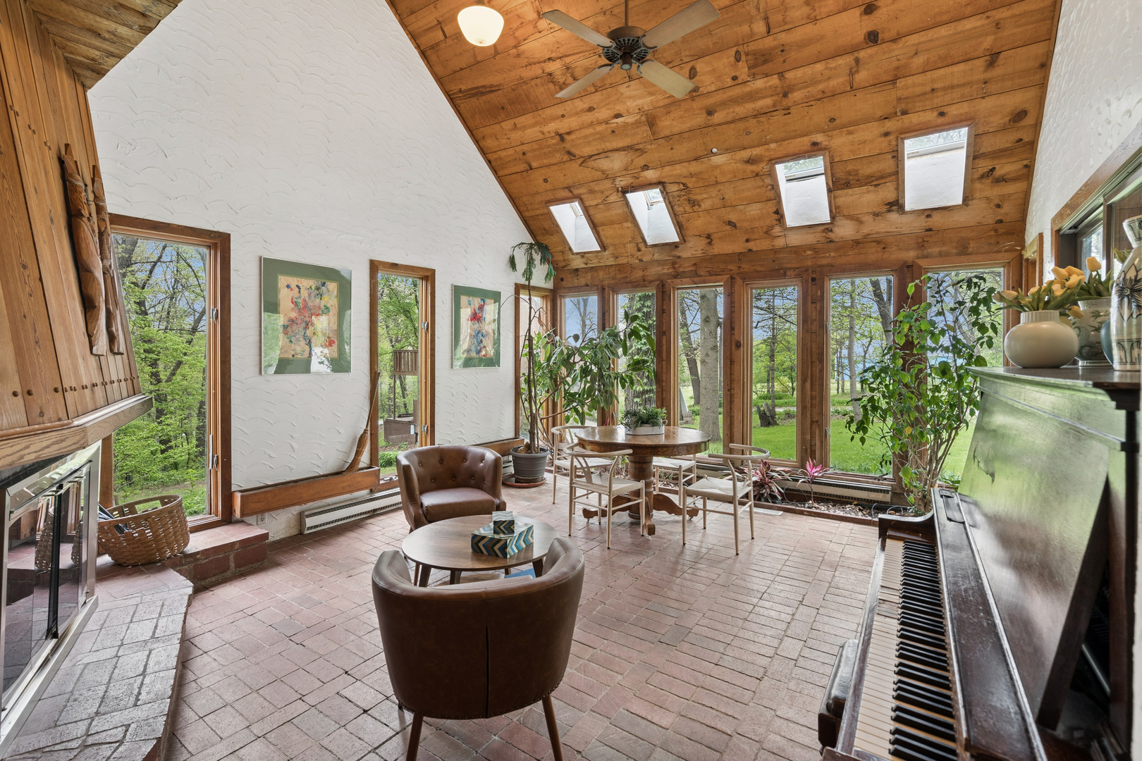 644 Schroeder Road Property Photo 13