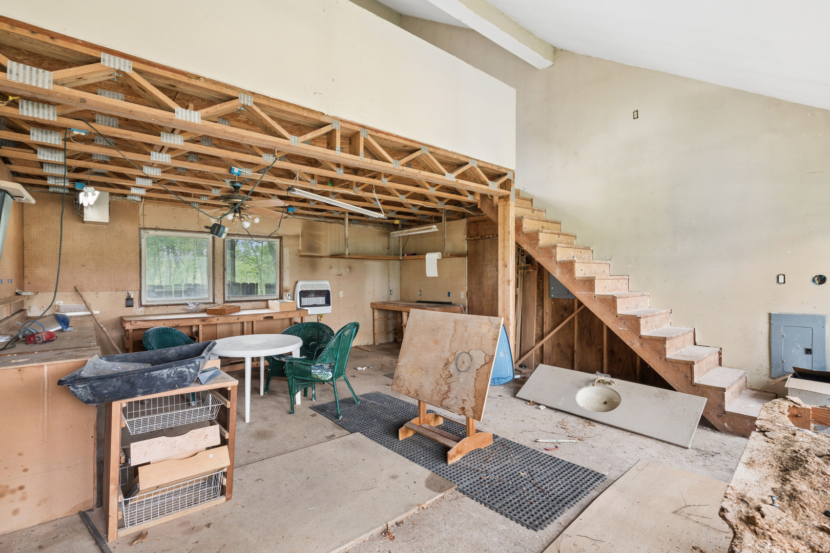 644 Schroeder Road Property Photo 67