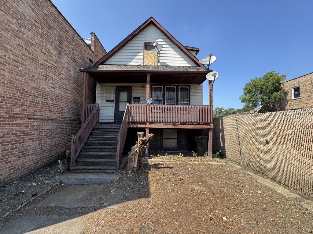 4324 W Division Street Property Photo 1
