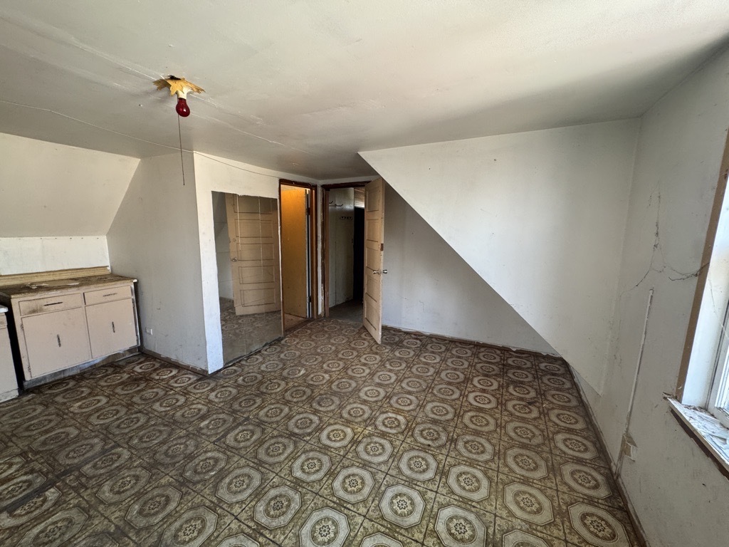 4324 W Division Street Property Photo 15
