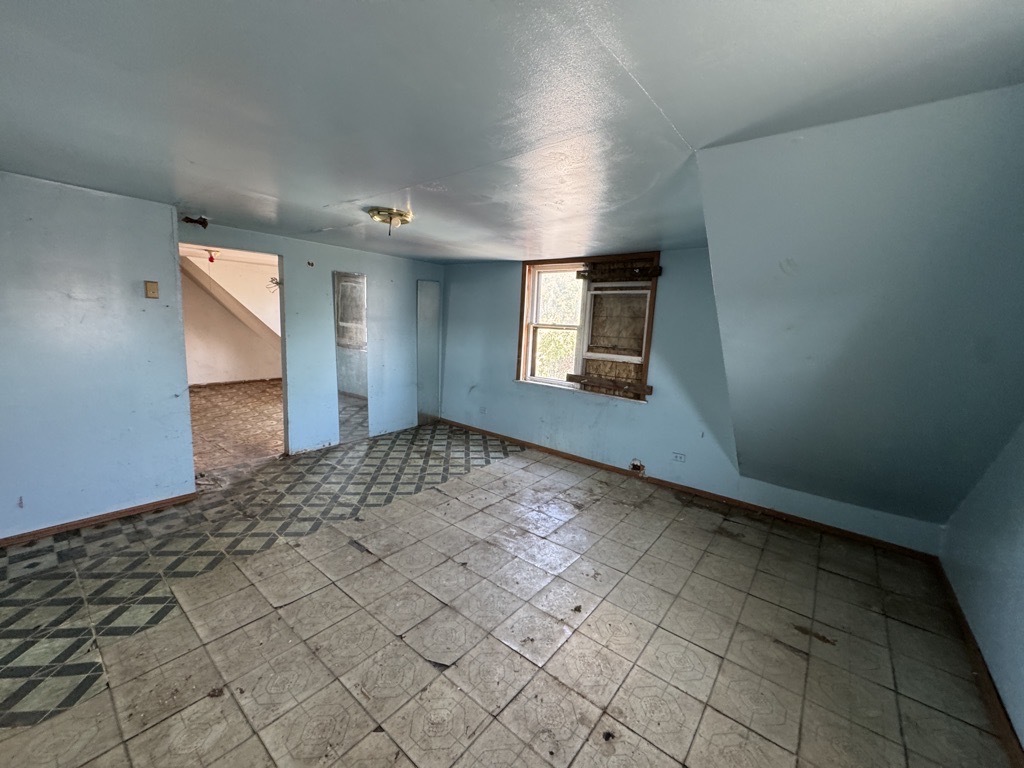 4324 W Division Street Property Photo 17