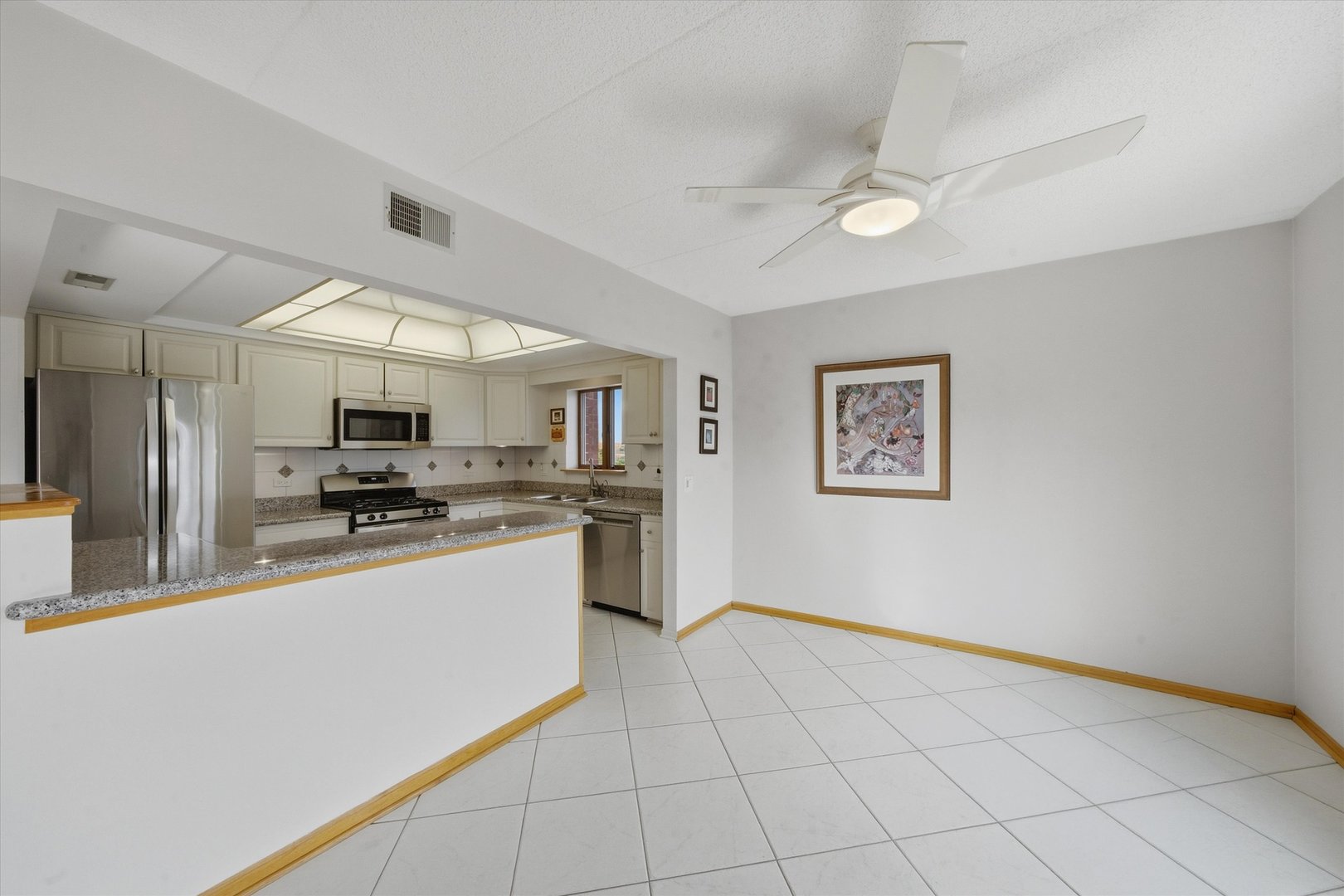 545 S River Road 505 Property Photo 7