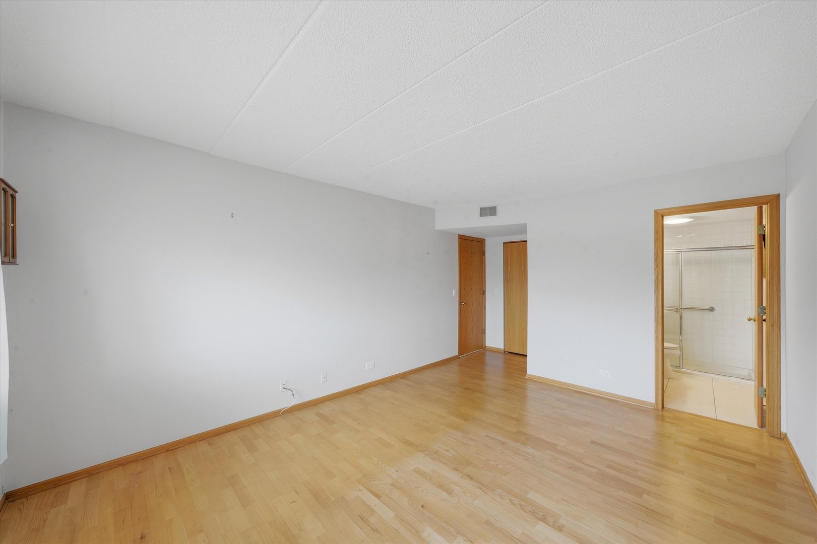 545 S River Road 505 Property Photo 17