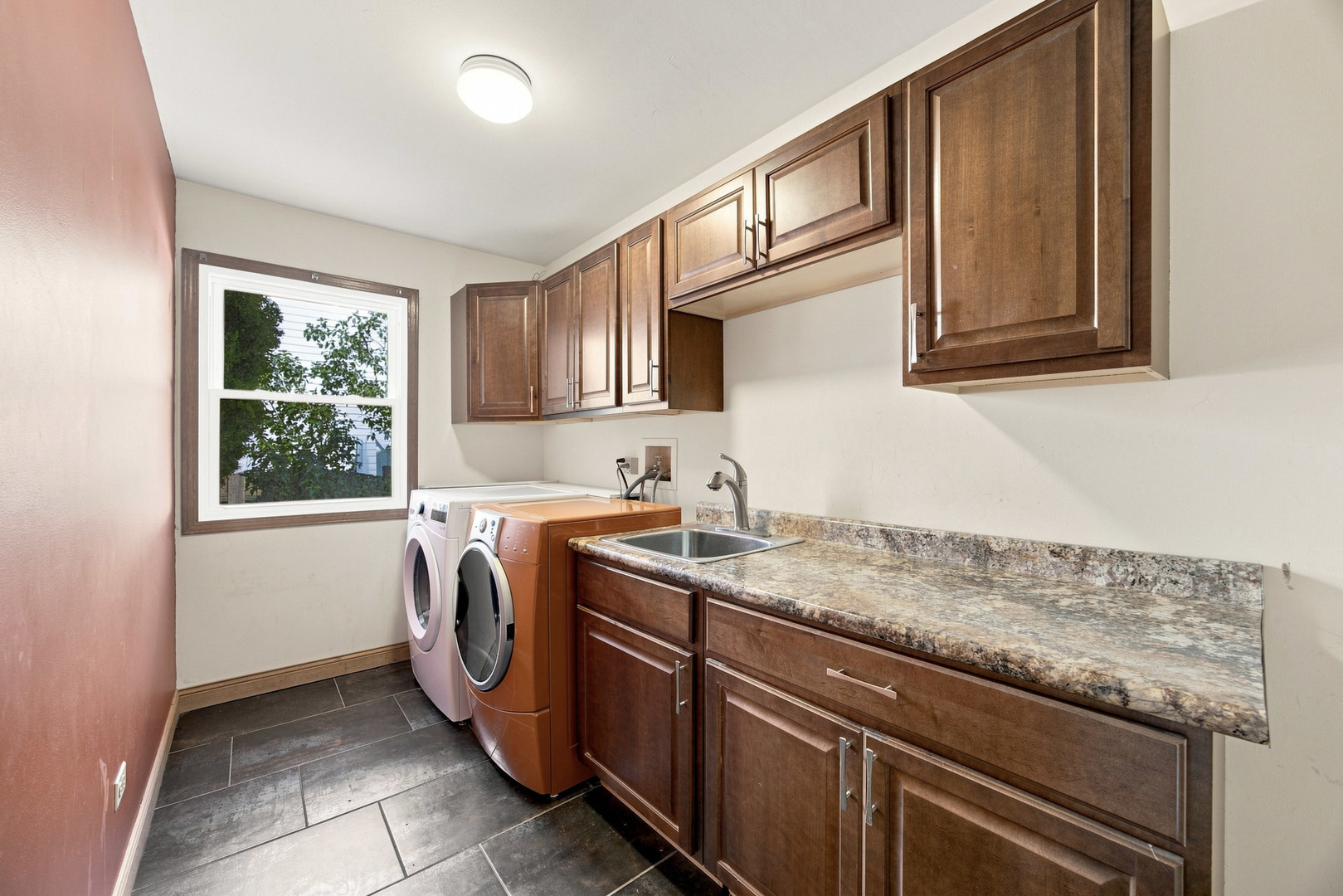 232 Pepperidge Circle Property Photo 16