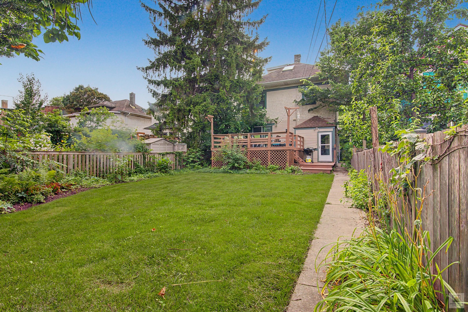 120 S Harvey Avenue Property Photo 18