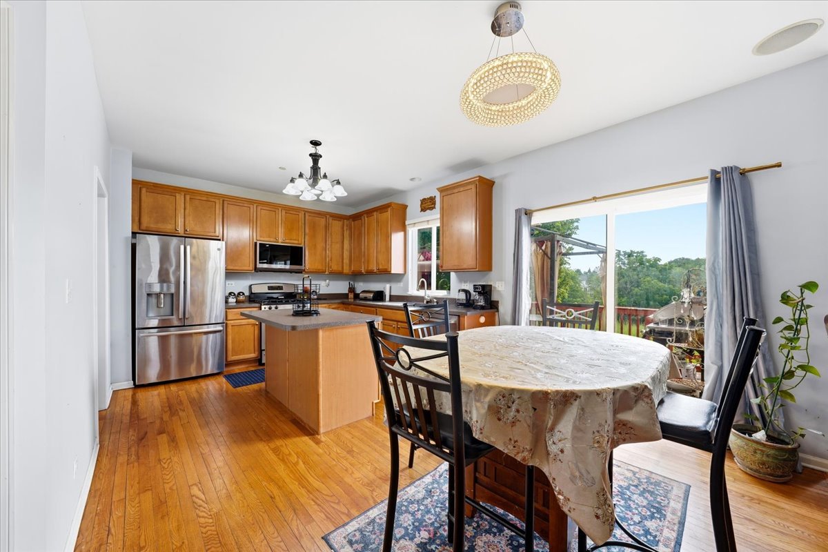 663 Huntington Boulevard Property Photo 7