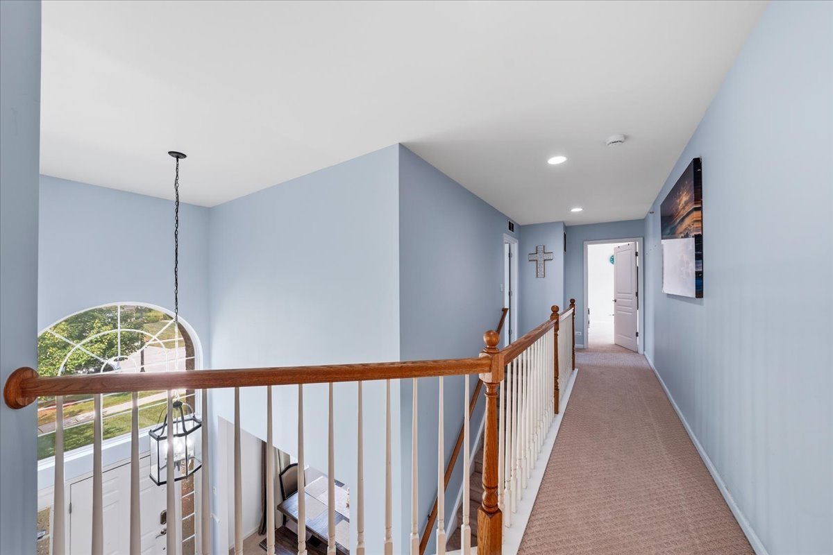663 Huntington Boulevard Property Photo 9