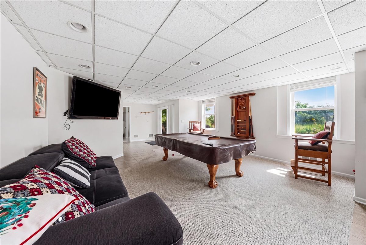 663 Huntington Boulevard Property Photo 21
