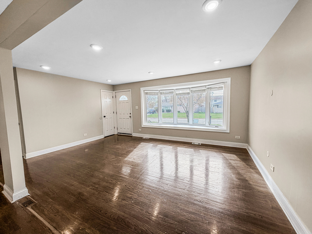 7241 Beloit Avenue Property Photo 5