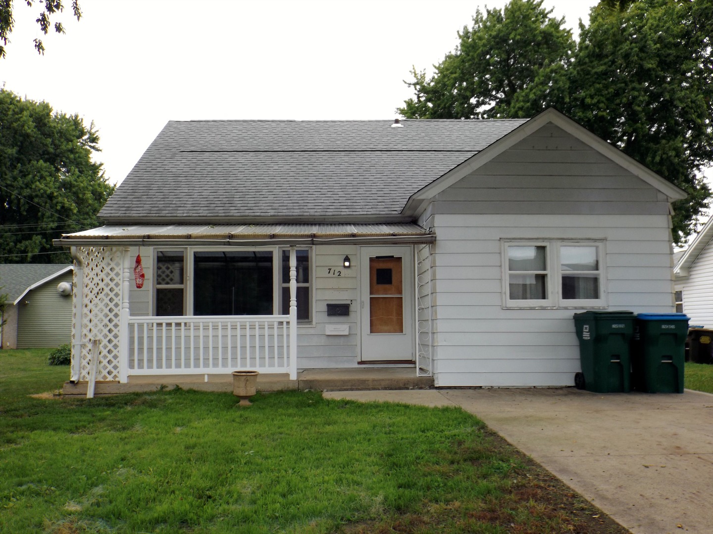 712 11th Avenue Property Photo 1